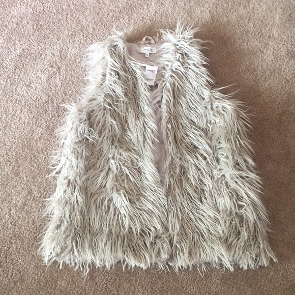 CHARLOTE RUSSE VEST🌺 - Picture 2 of 6